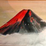 日本画掛け軸　朝日に赤く染まる富士と鶴