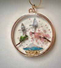 和風ネックレス　鶴と桜と富士と松