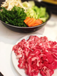 すきやき肉と野菜
