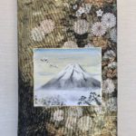 絹の掛け軸　富士山と鶴と松の水墨画